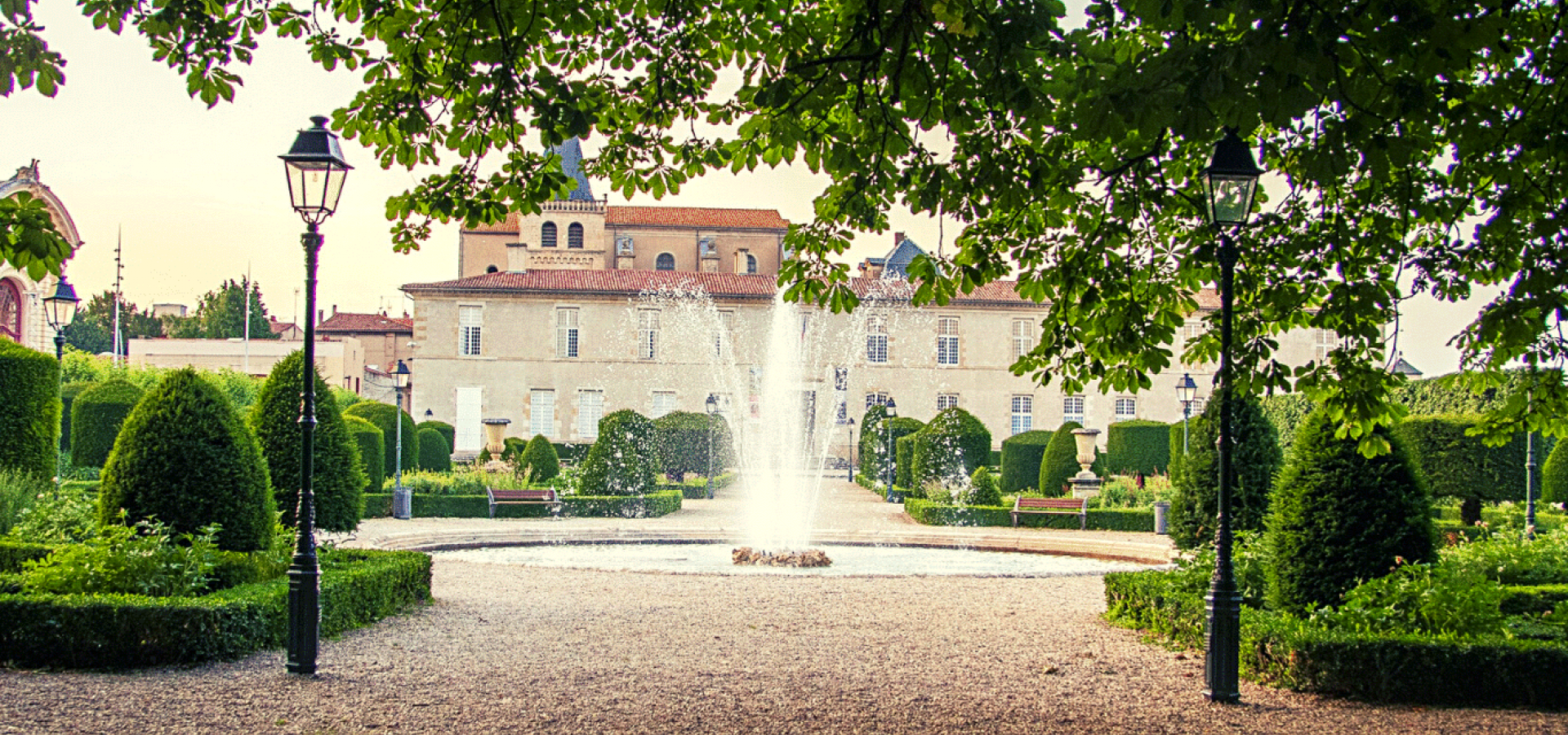 La culture... ce qui a fait de l'homme autre chose qu'un accident de l'univers. André Malraux